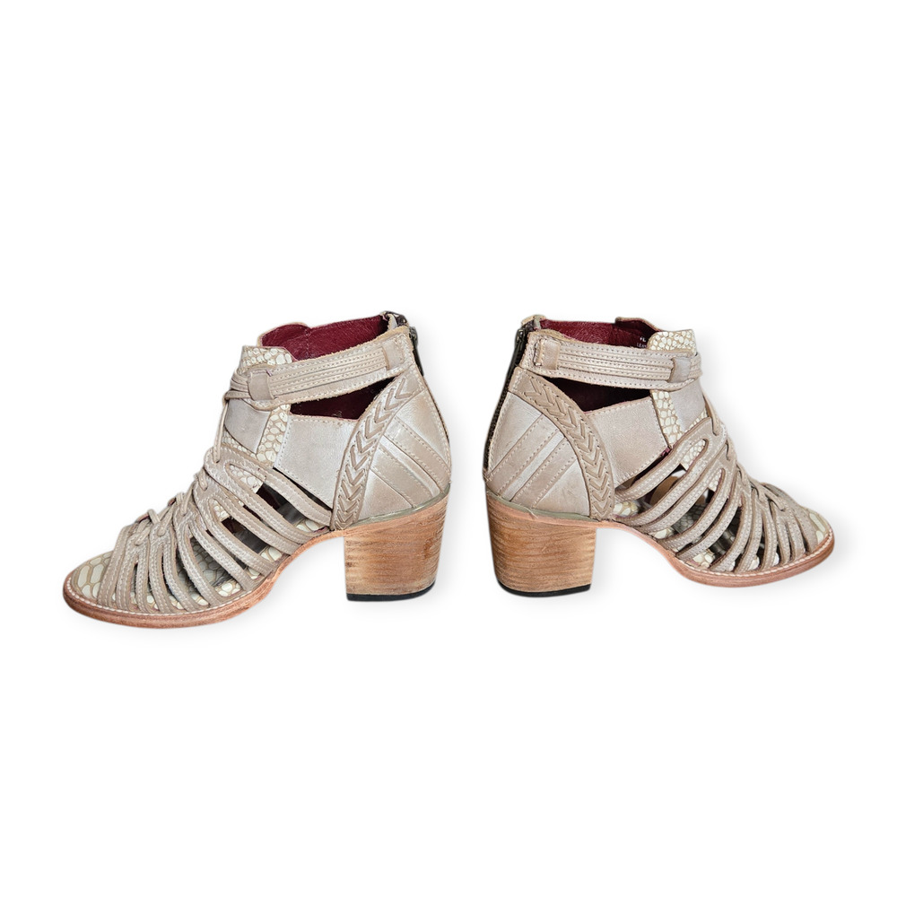 Freebird by Steven Wazee Boho Chic Zip Laces‎ Ankle Booties Beige Multi Size 7 - Picture 2 of 10